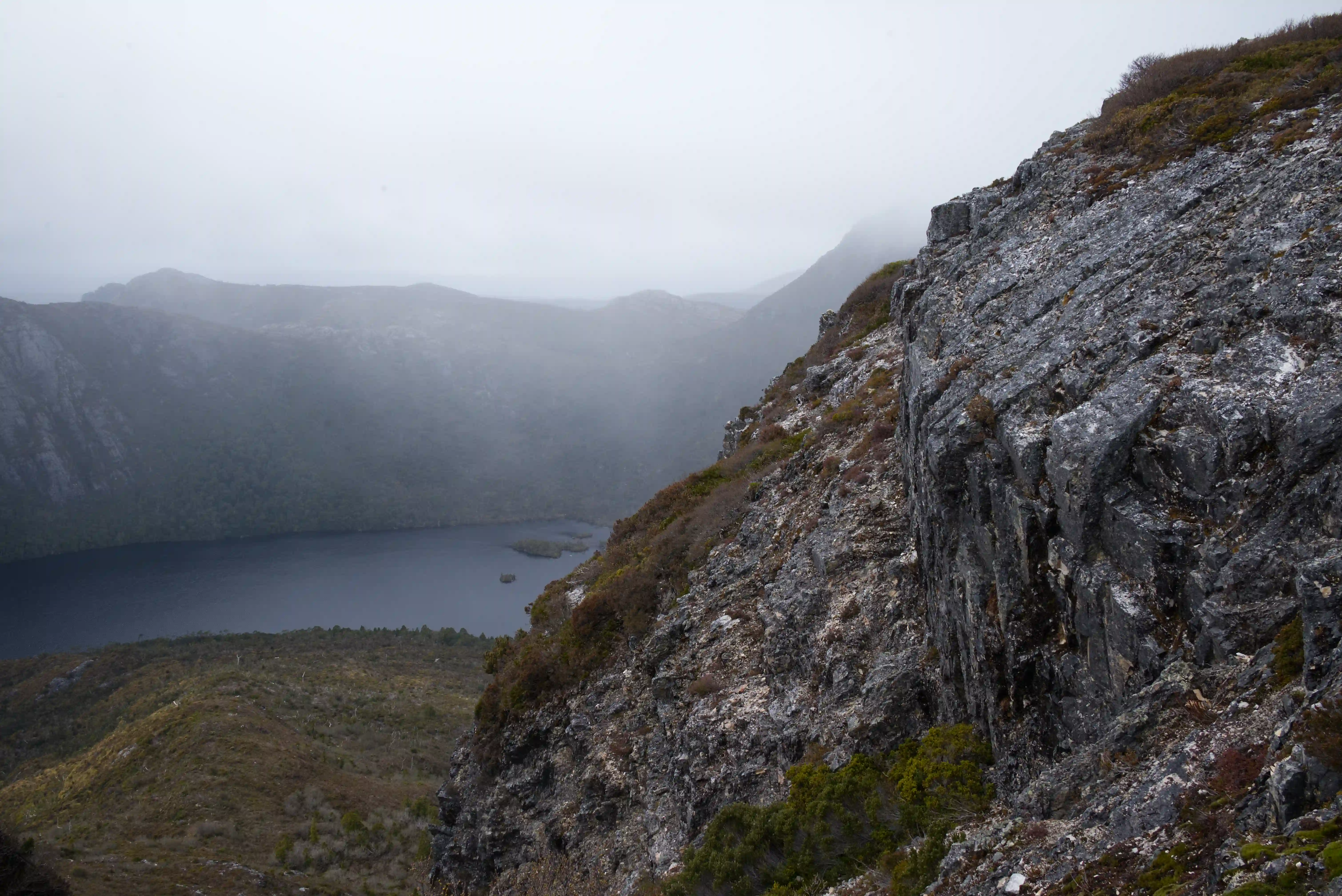 overland-track-marion-rockface-2025-11-09.webp